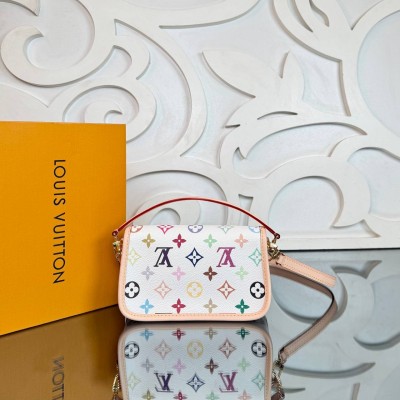 Louis Vuitton LV x TM Bolsa Diane Nano