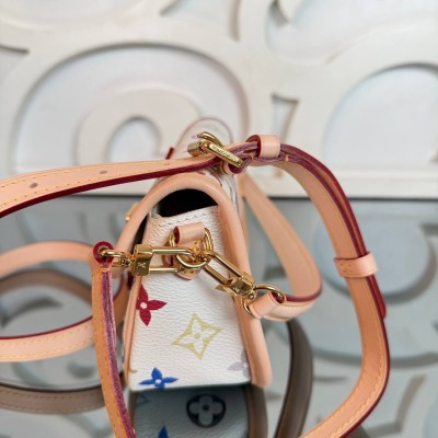 Louis Vuitton LV x TM Bolsa Diane Nano