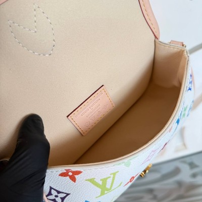 Louis Vuitton LV x TM Bolsa Diane Nano