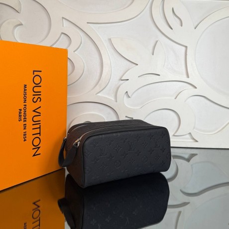 Louis Vuitton Dopp Kit Pouch