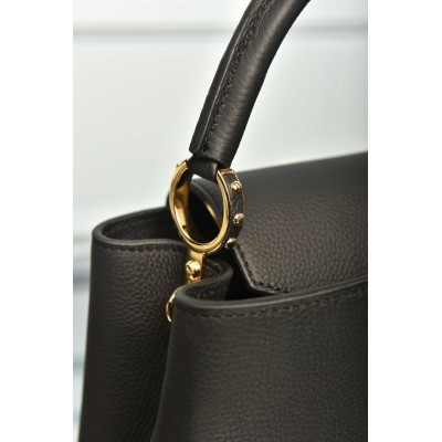 Louis Vuitton Capucines BB