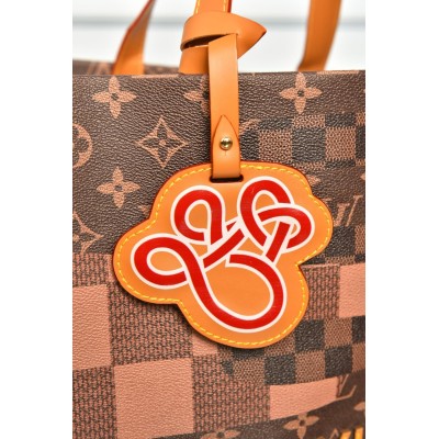 Louis Vuitton Shopper Tote MM