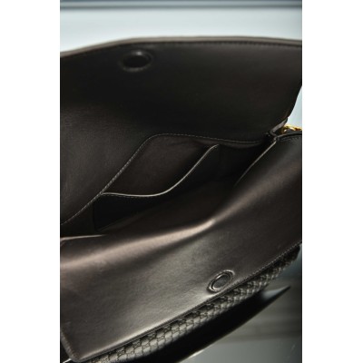 Gucci Shoulder Bag with Chain