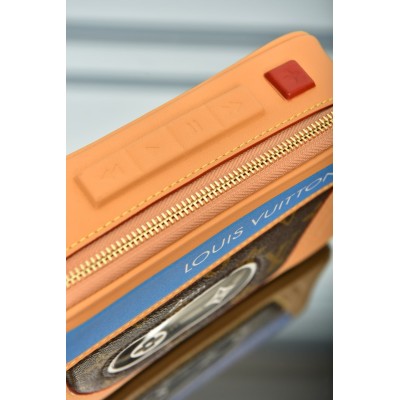 Louis Vuitton Baladeur Wearable Wallet