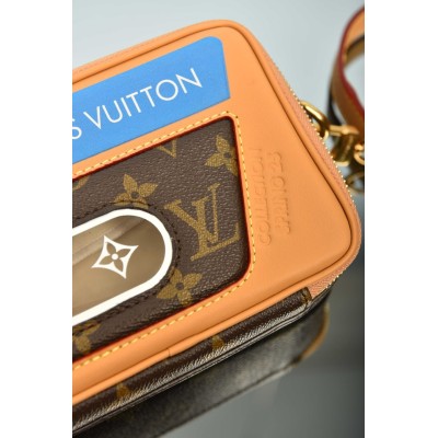 Louis Vuitton Baladeur Wearable Wallet