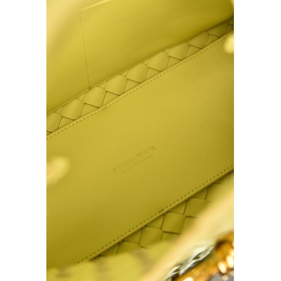 Bottega Veneta Medium Andiamo