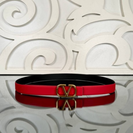 Valentino Garavani Signature Kemer