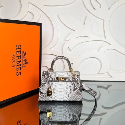 Hermes Kelly 19
