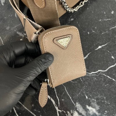 Prada Re-Edition 2005