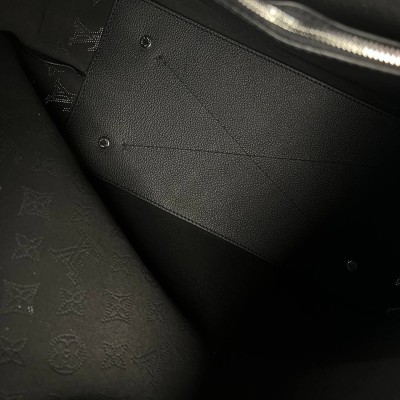 Louis Vuitton Carmel Mahina