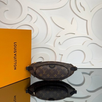 Louis Vuitton Keepit