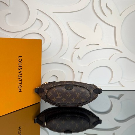 Louis Vuitton Keepit