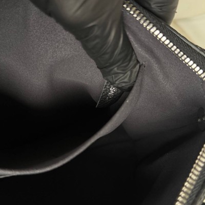 Louis Vuitton Hand It All PM Mahina