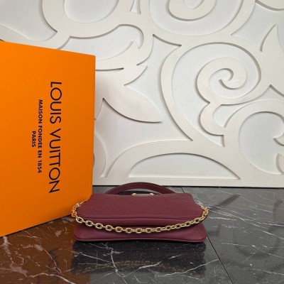 Louis Vuitton Pochette Liv