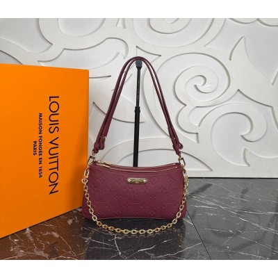 Louis Vuitton Pochette Liv