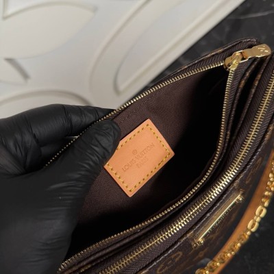Louis Vuitton Pochette Liv
