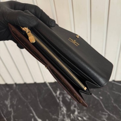 Louis Vuitton Sarah Wallet
