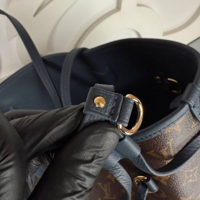Louis Vuitton Keepall Bandouliere 50