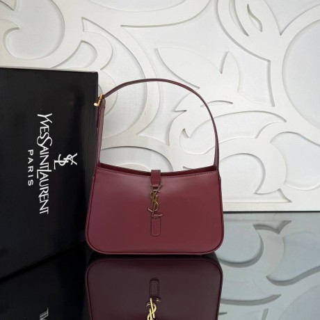 Saint Laurent LE 5 A 7 Hobo Bag