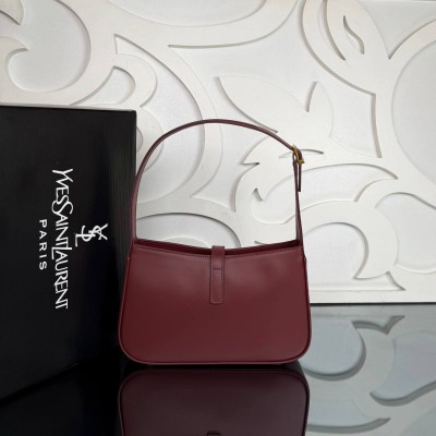 Saint Laurent LE 5 A 7 Hobo Bag