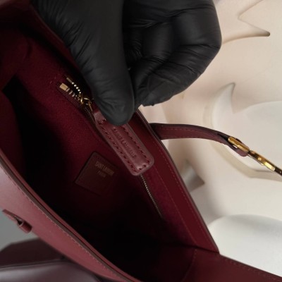 Saint Laurent LE 5 A 7 Hobo Bag