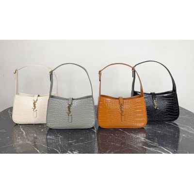 Saint Laurent LE 5 A 7 Hobo Bag