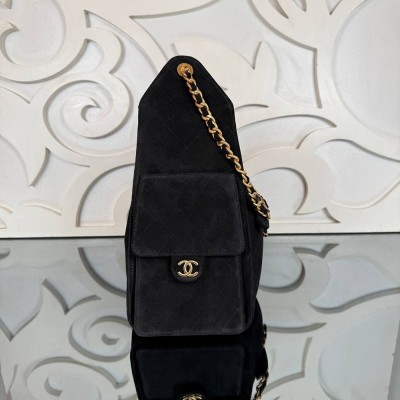 Chanel 25 Medium Handbag