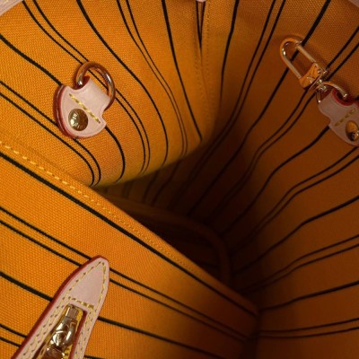 Louis Vuitton Neverfull Inside Out MM