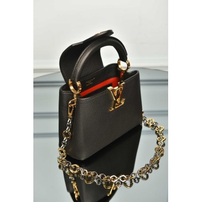 Louis Vuitton Capucines Mini