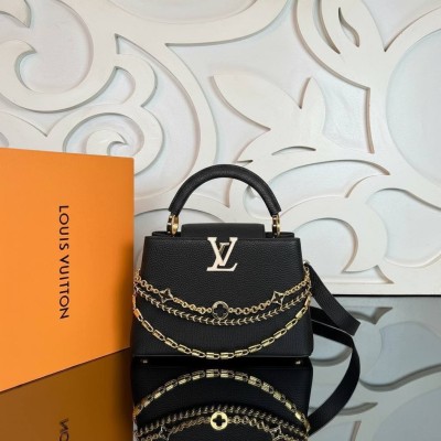 Louis Vuitton Capucines BB