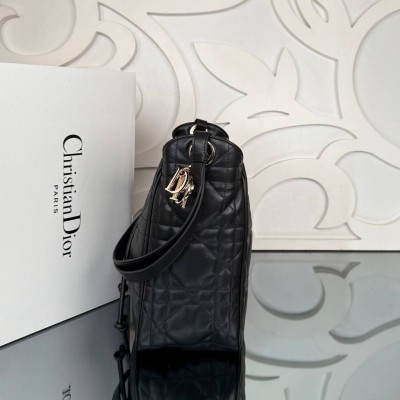 Dior Medium D-Motion Bag