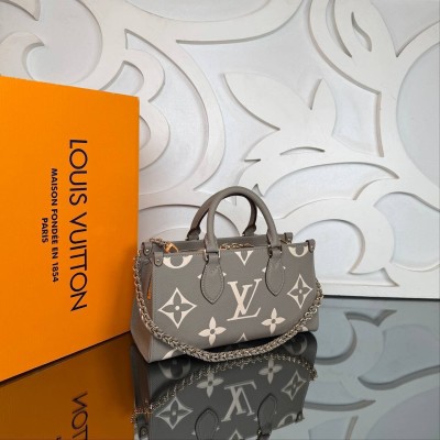 Louis Vuitton OnTheGo East West