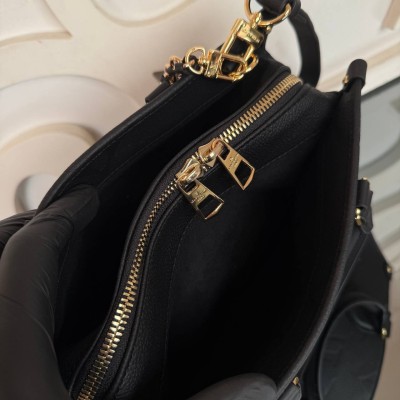 Louis Vuitton OnTheGo East West