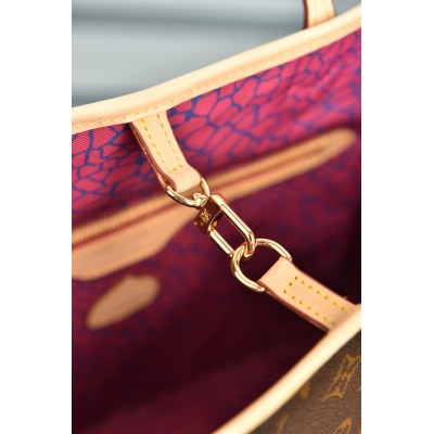 Louis Vuitton LV x TM Neverfull MM