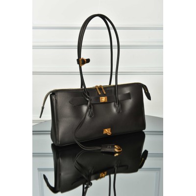 Balenciaga Women's Bel Air Carry All Bag