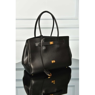 Balenciaga Women's Bel Air Medium Carry All Bag