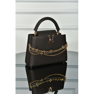 Louis Vuitton Capucines BB