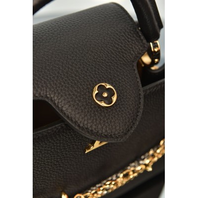 Louis Vuitton Capucines BB
