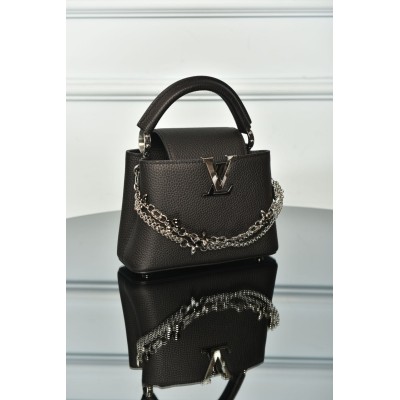 Louis Vuitton Capucines Mini