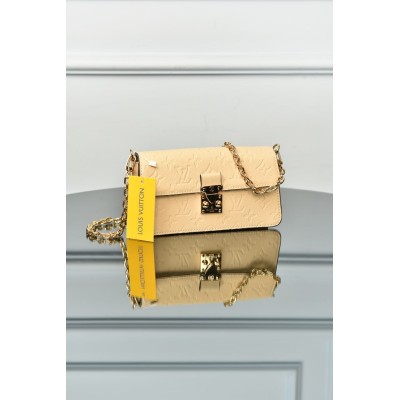 Louis Vuitton Wallet On Chain Metis