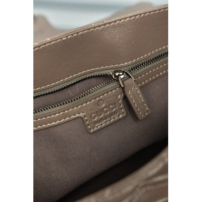 Gucci GG Marmont Medium Shoulder Bag
