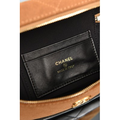 Chanel Vanity With Chain