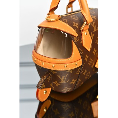 Louis Vuitton Rickshaw Wearable Wallet