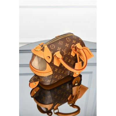 Louis Vuitton Rickshaw Wearable Wallet