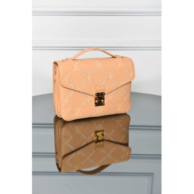 Louis Vuitton Pochette Metis