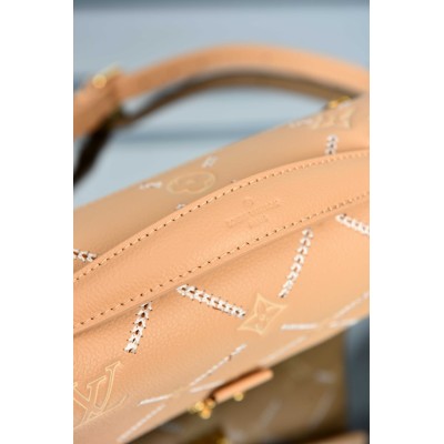 Louis Vuitton Pochette Metis