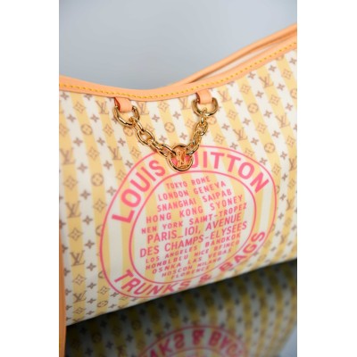 Louis Vuitton CarryAll East West