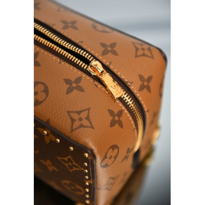 Louis Vuitton Locker Dopp Kit Trunk