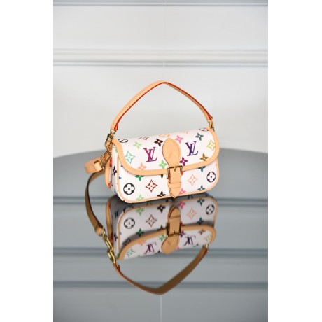 Louis Vuitton LV x TM Bolsa Diane Nano