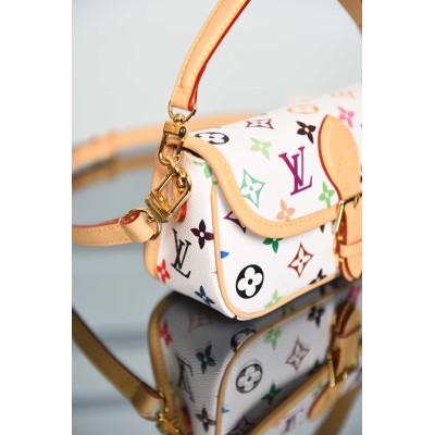 Louis Vuitton LV x TM Bolsa Diane Nano